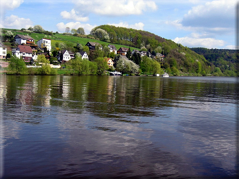 foto Lungo il fiume Fulda